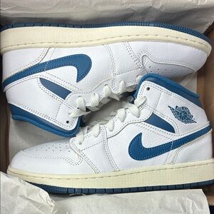 Jordan Air 1 Mid SE White and Blue Sneakers
